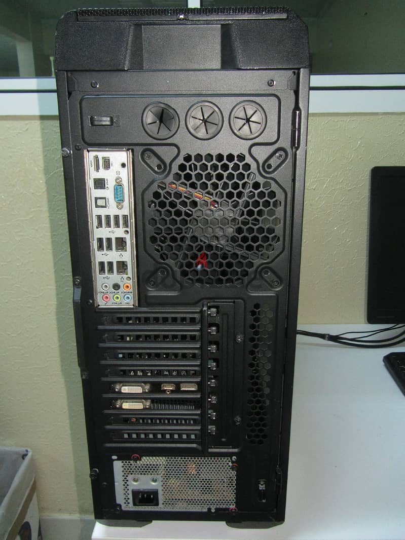Xeon X5670 + GTX 780 + 32GB RAM 4