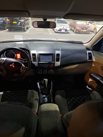 Mitsubishi Outlander 2013