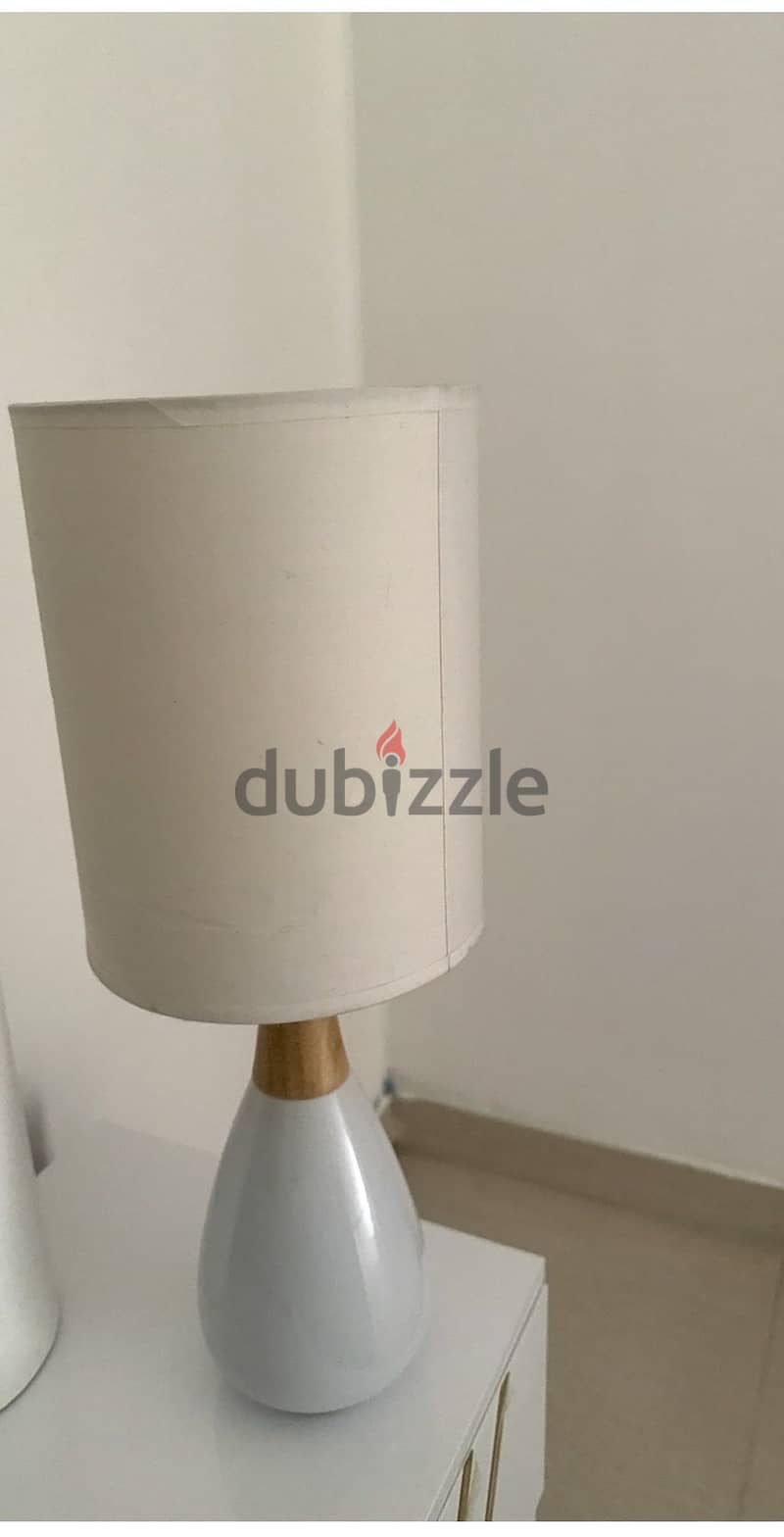 Side Table Lamp 1