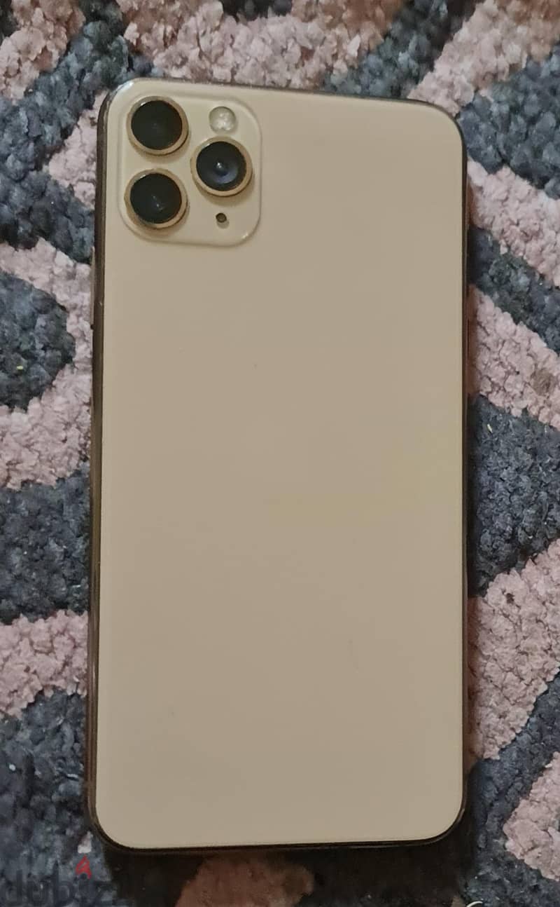 Apple - iPhone 11 Pro Max 1