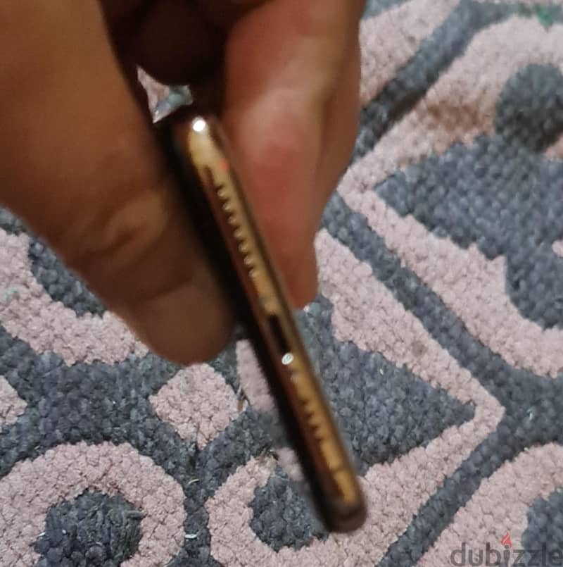 Apple - iPhone 11 Pro Max 3
