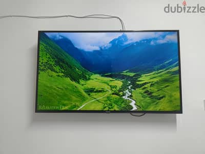 Hisense LED 50" with good condition