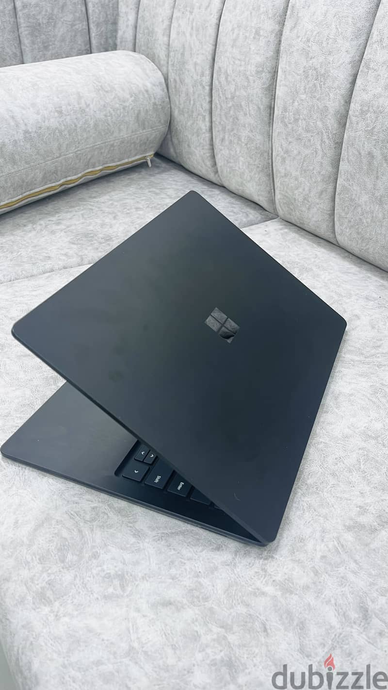 Microsoft Surface laptop 3 /i7/16 GB RAM/ 256 GB SSD 3