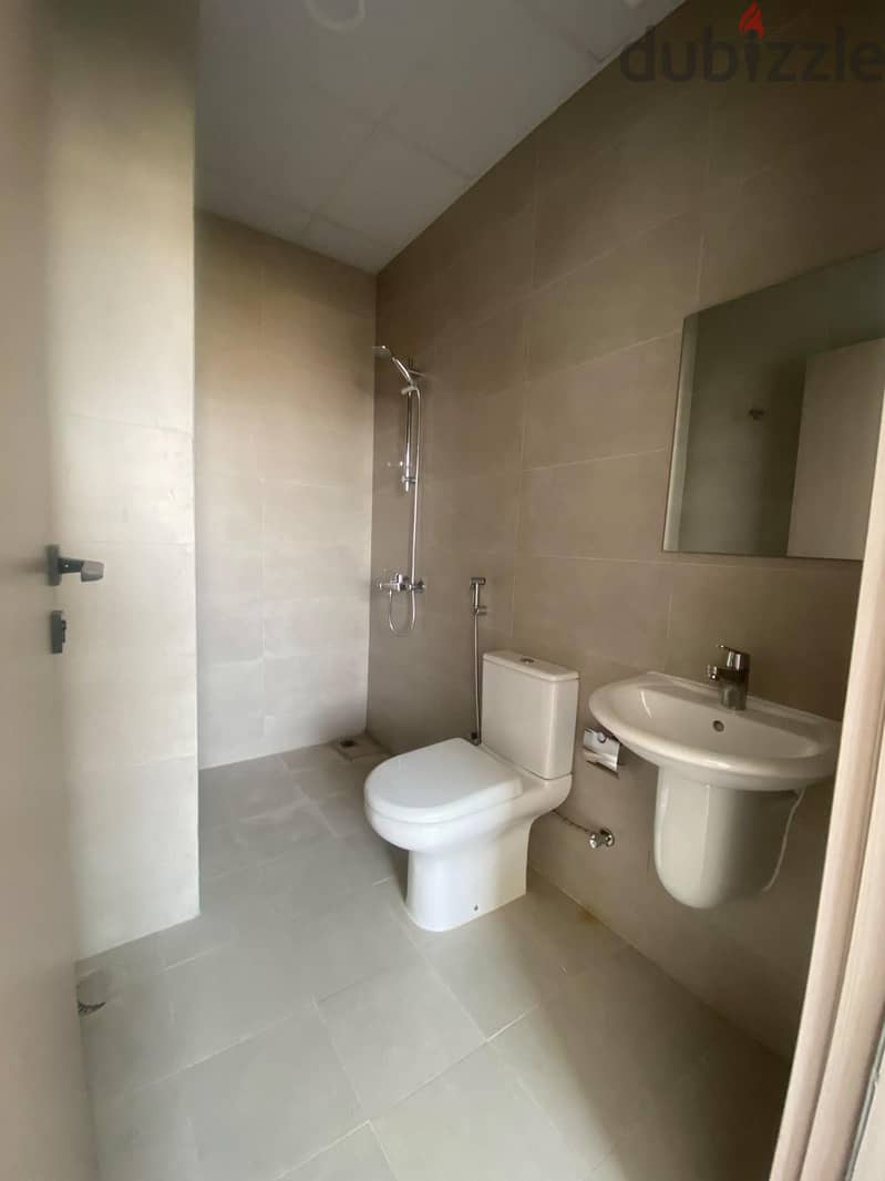 Duplex 2 BHK Apartment for Rent in Azaiba 4
