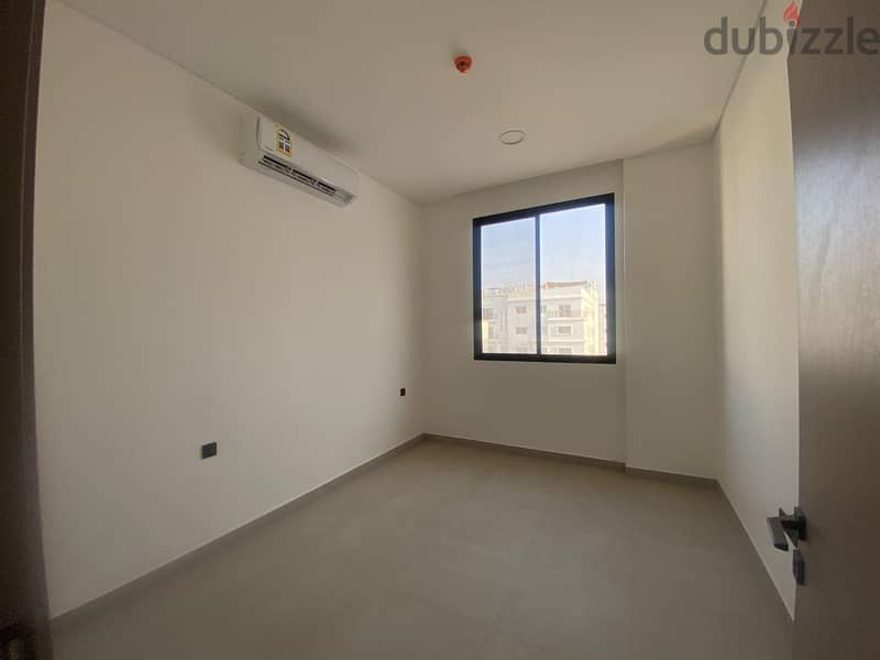 Duplex 2 BHK Apartment for Rent in Azaiba 6