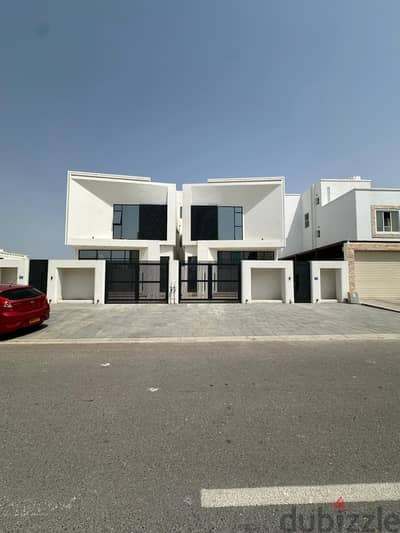 Villa For Sale in Al khoudh 7 SR-HS- 177
