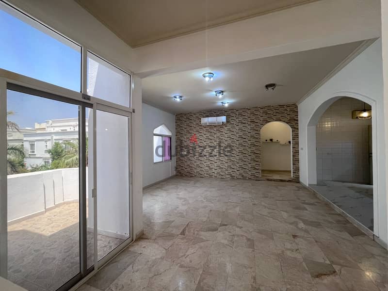 3 BR + Maid’s Room Beautiful Penthouse in Azaiba 4