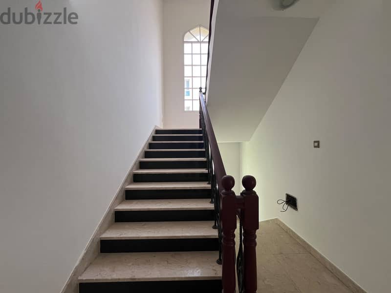 4 BR + Maid’s Room Spacious Villa in Ghubra 10