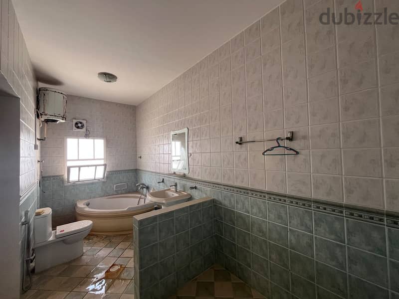 4 BR + Maid’s Room Spacious Villa in Ghubra 12