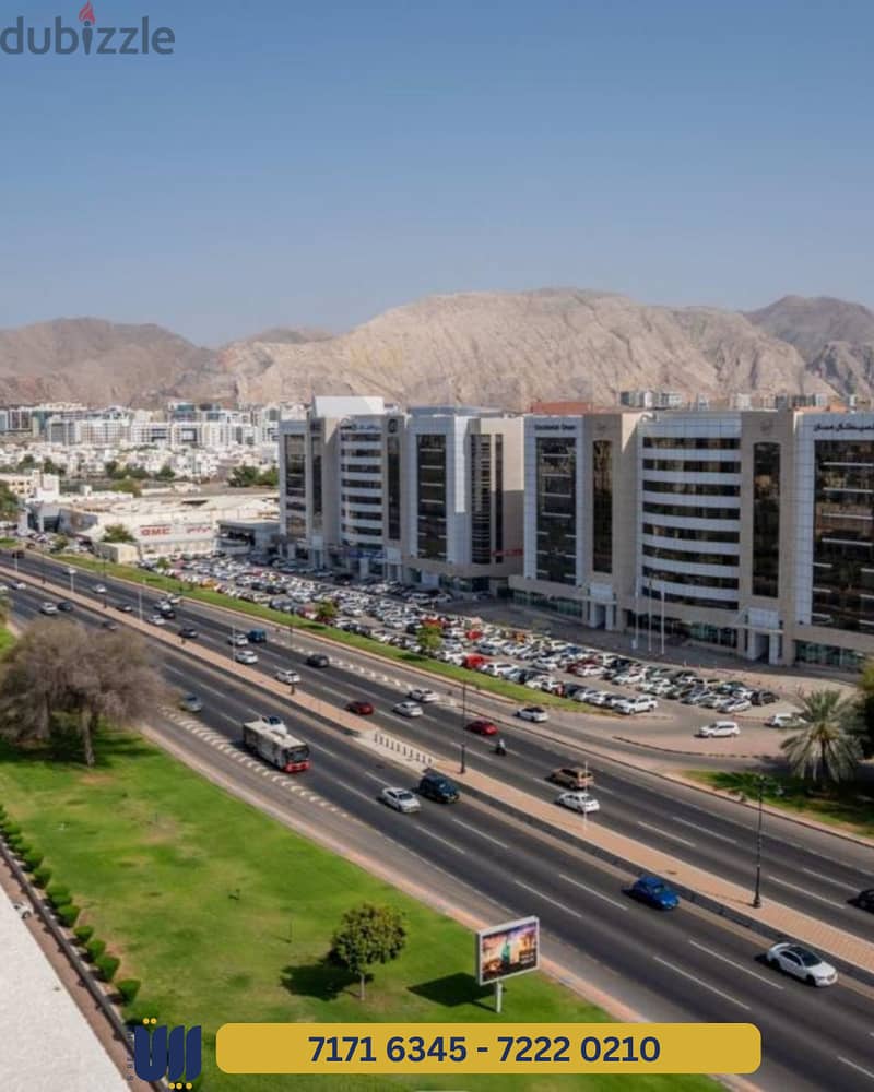 Showroom for rent in Ghubra - صالة عرض للأجار في الغبرة 2