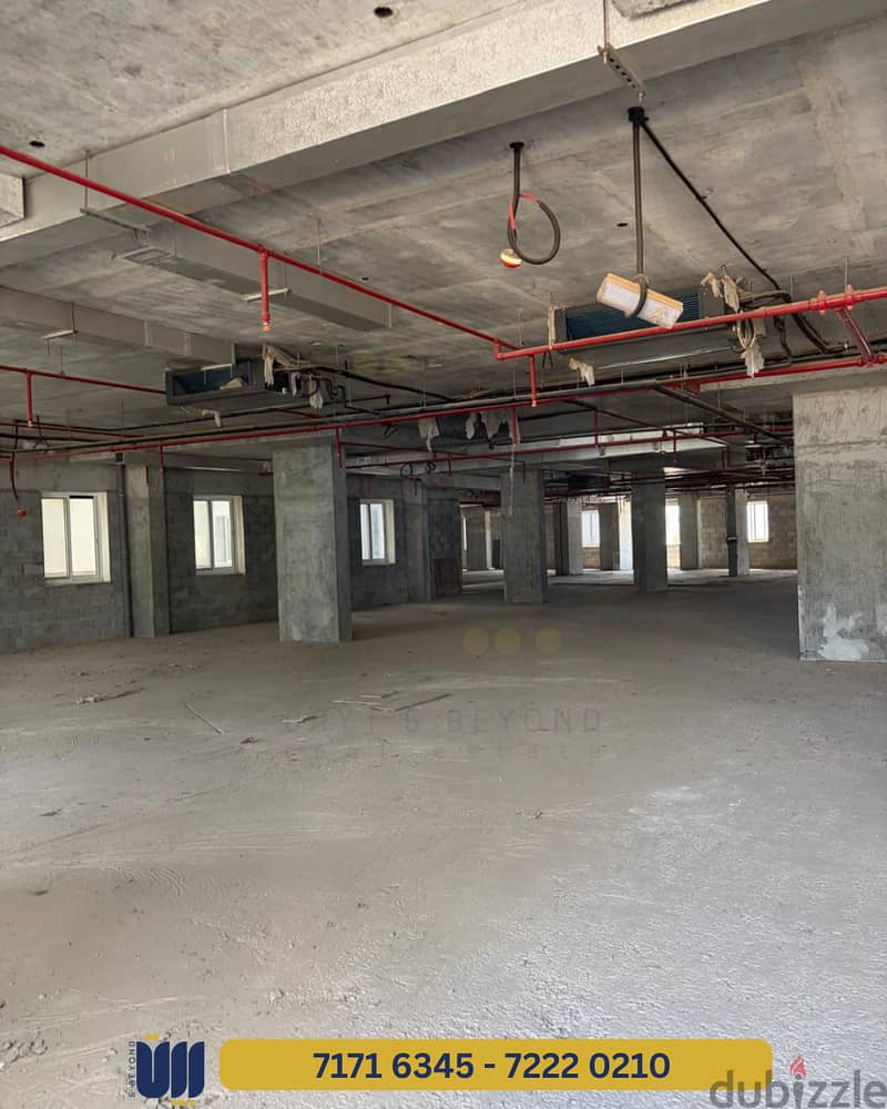 Showroom for rent in Ghubra - صالة عرض للأجار في الغبرة 7