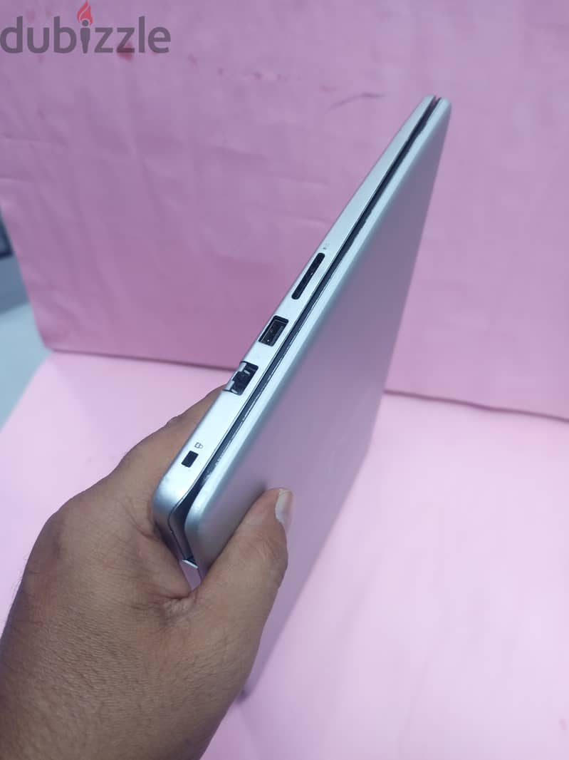DELL INSPIRON 7580 SILVER COLOUR 2GB NVIDIA GEFORCE MX250 GRAPHICS CORE i7 8565U 8th GENERATION 16GB 4