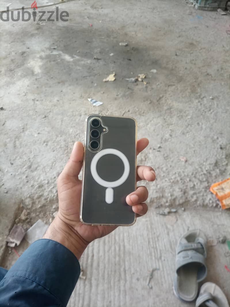 Samsung S24 7