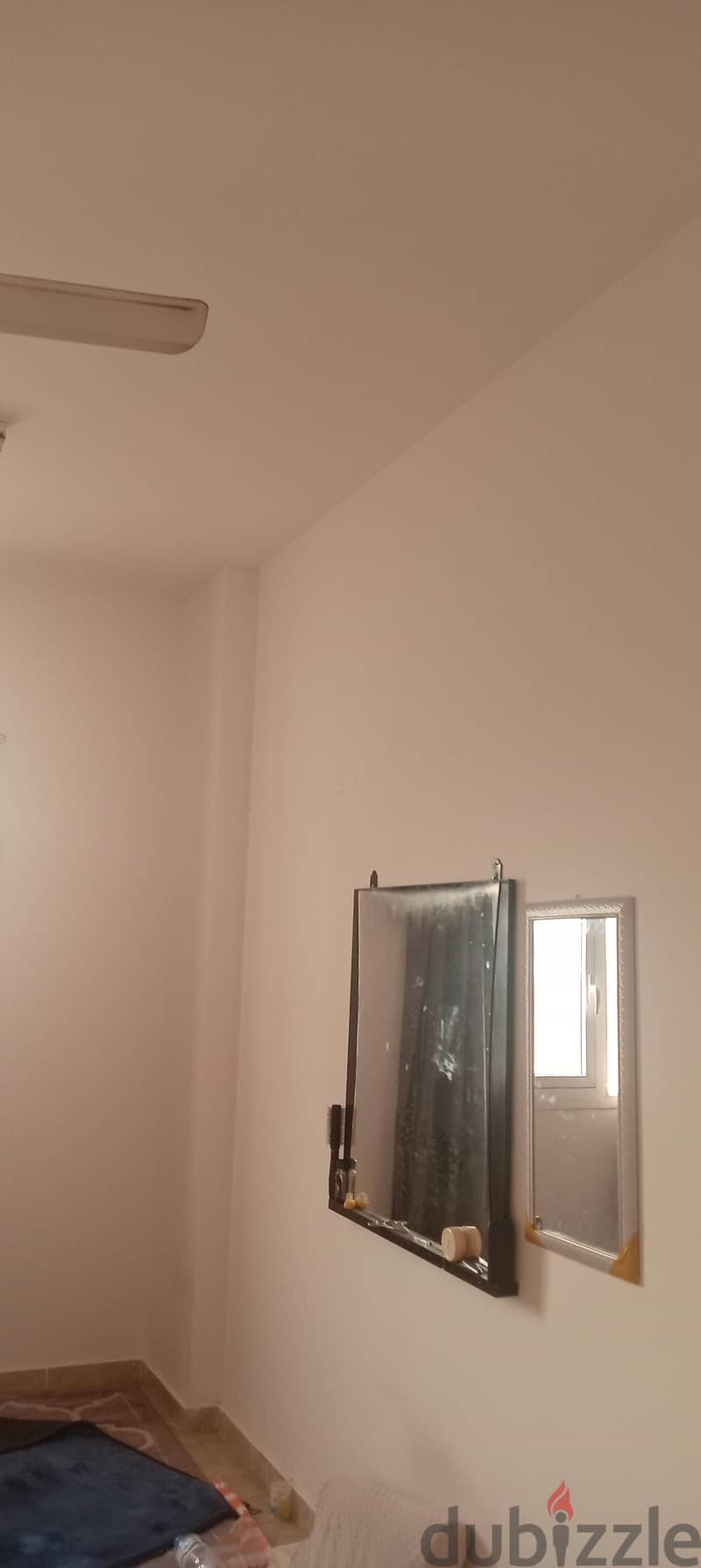Room for rent with attached bathroom 2