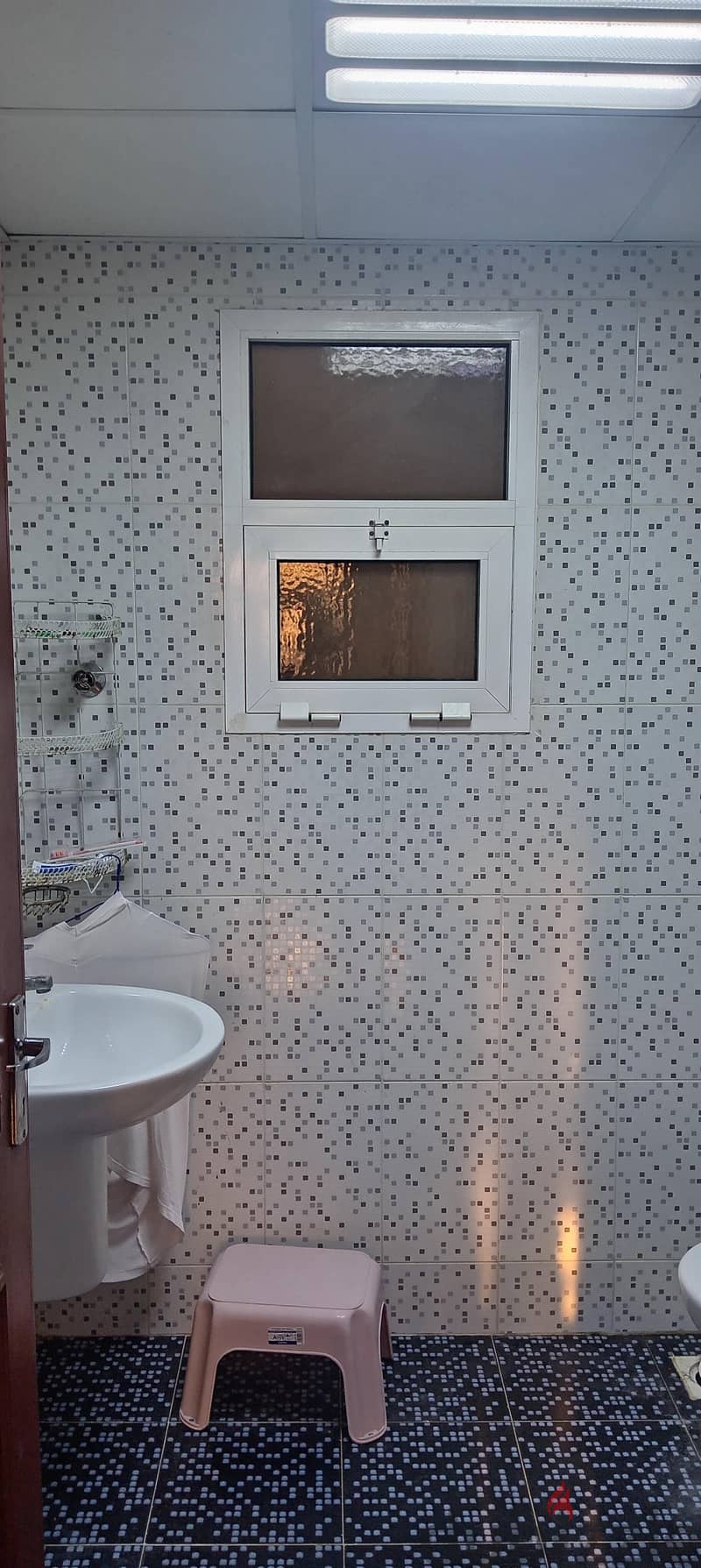 Room for rent with attached bathroom 4