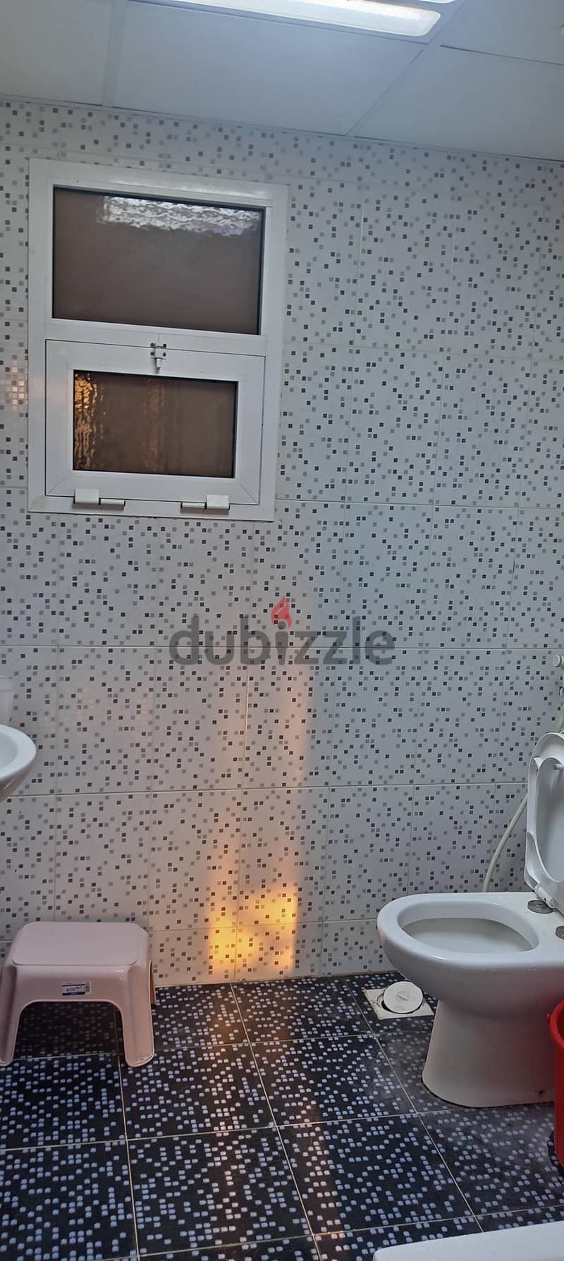 Room for rent with attached bathroom 5