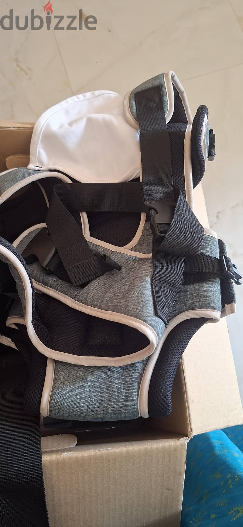 baby carrier in good condition 1