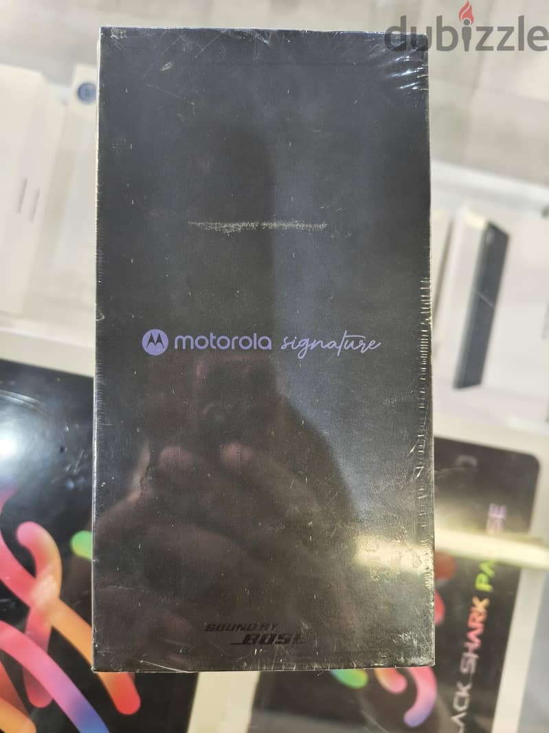 Motorola Signature Brand New 512GB Premium 1