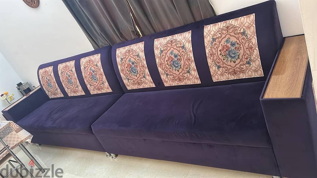 Very good condition neat and clean 1