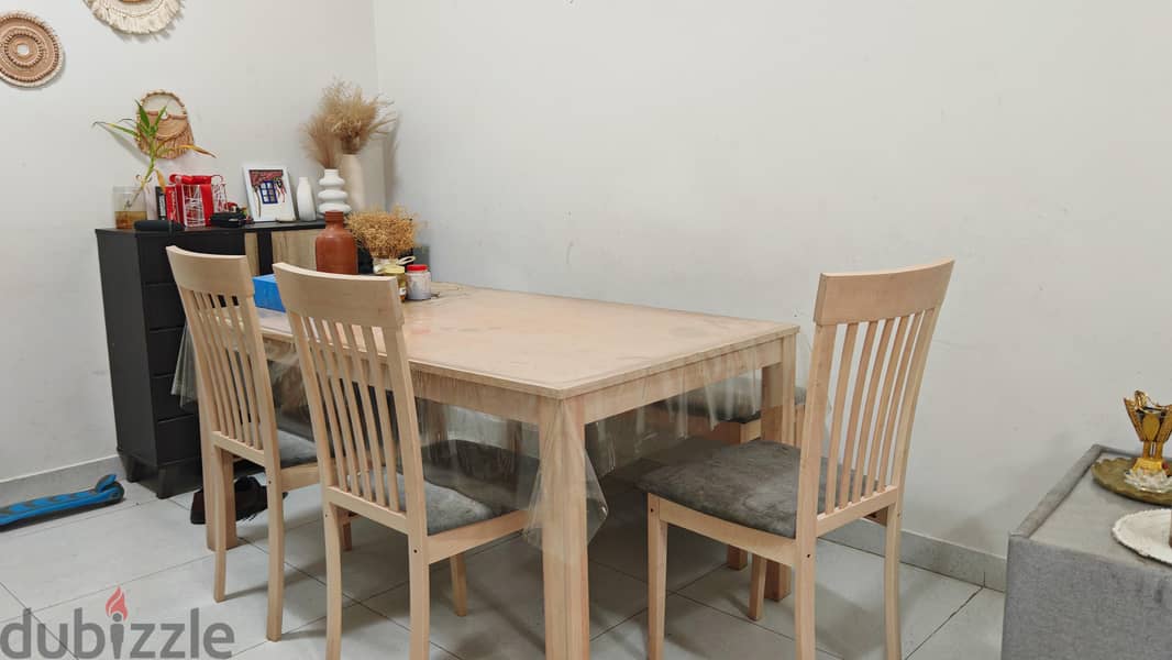 Premium Room (Hall) in a 2BHK Flat for Exec Bachelor in Al Khuwair 3
