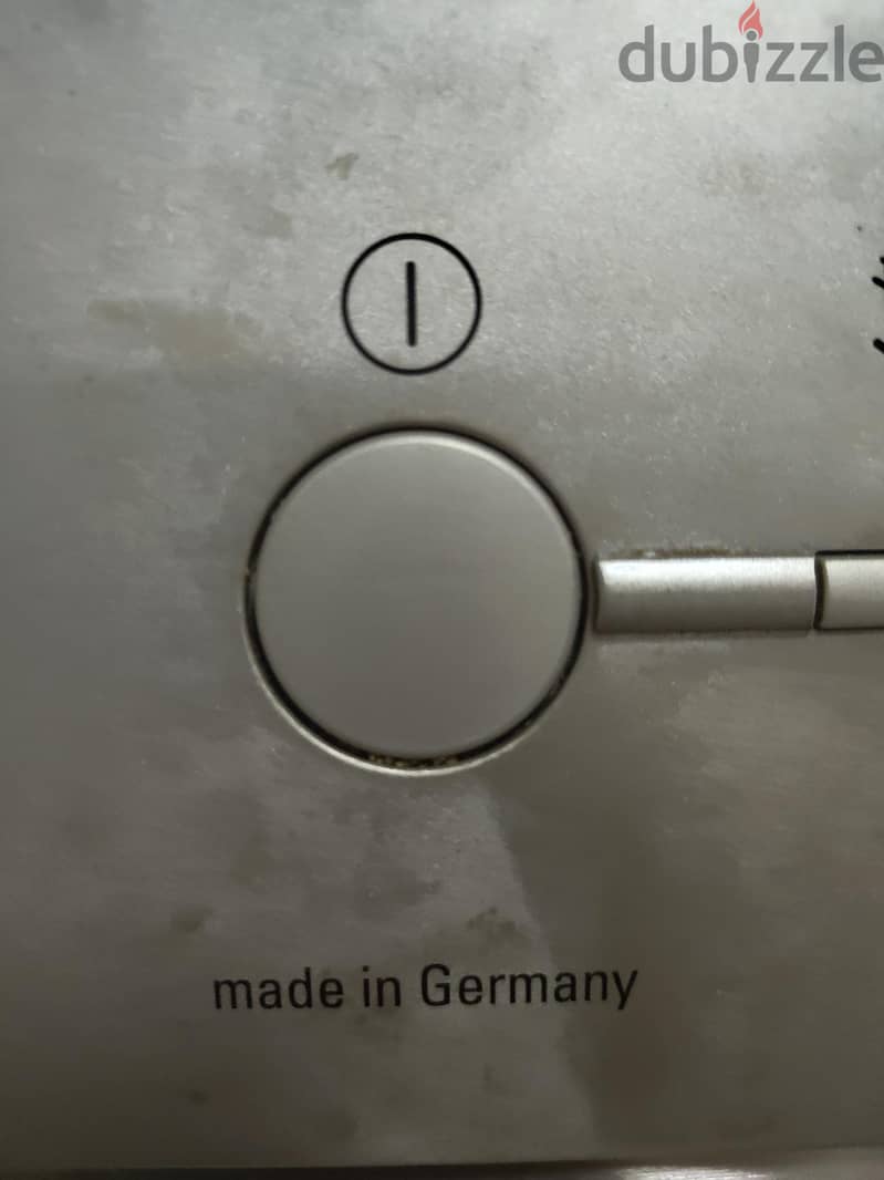 dishwasher in very good condition overall 4