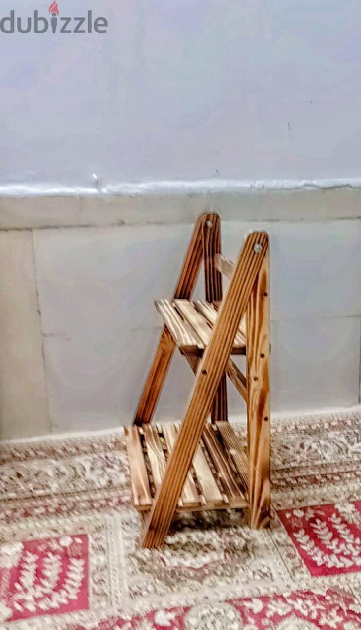 Wooden Storage Rack – 3/4 Shelves 2