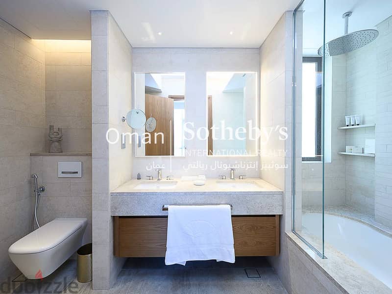 Luxurius Branded Residence in Mandarin Oriental 9