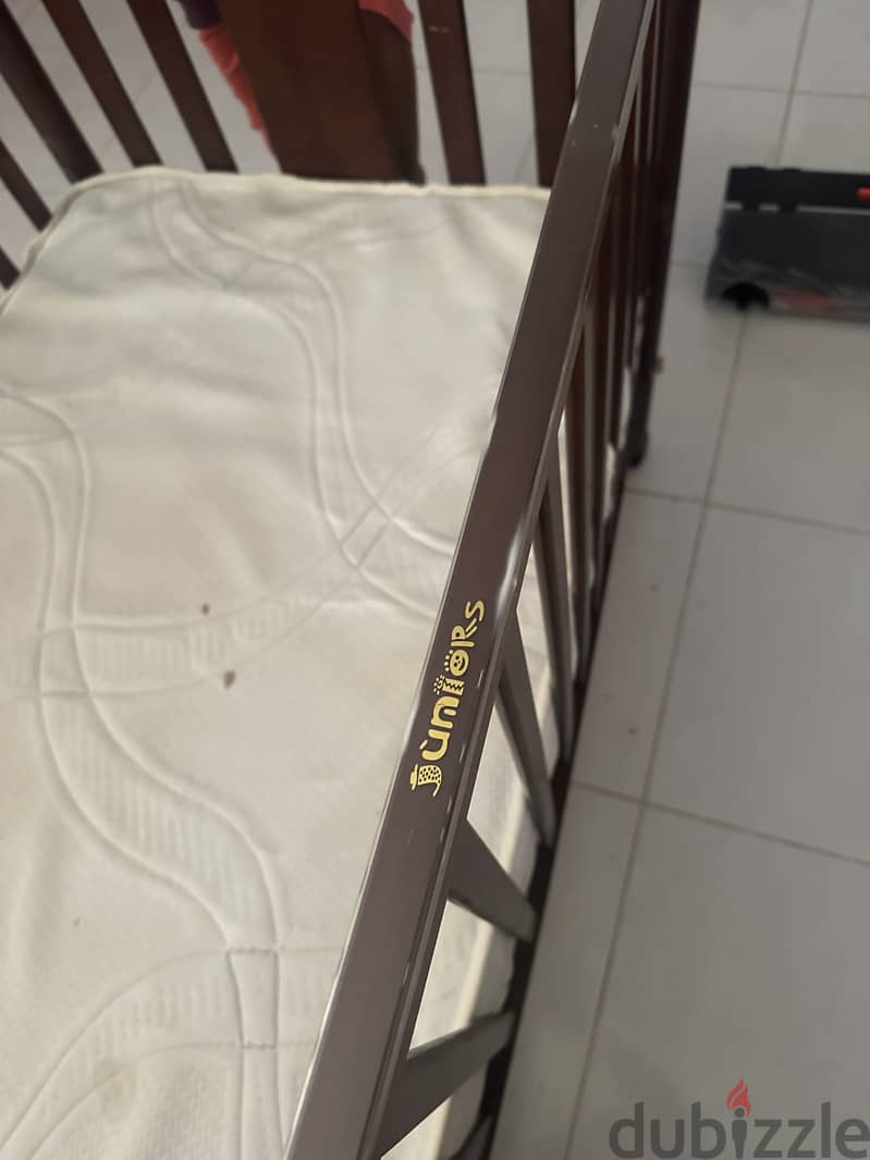 Baby cot 1