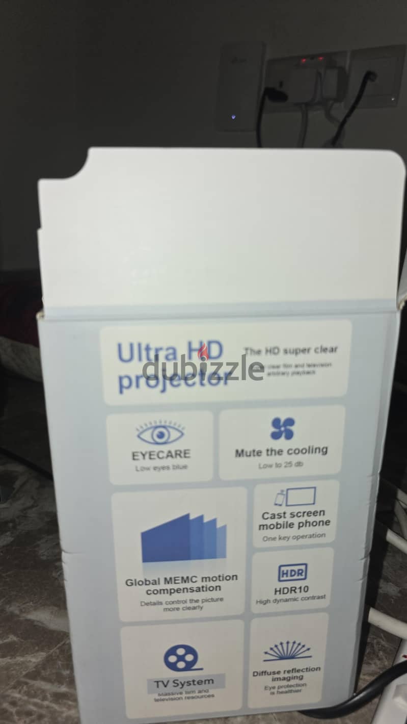 Umiio ULTRA HD PROJECTOR 6