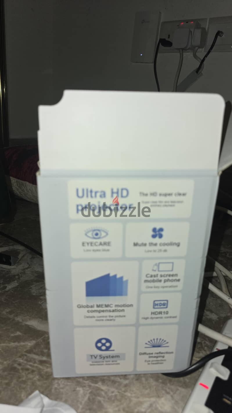 Umiio ULTRA HD PROJECTOR 7