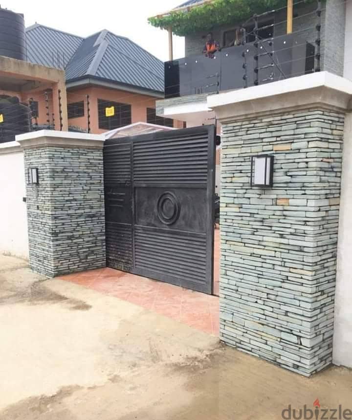 tiles work contractor 1