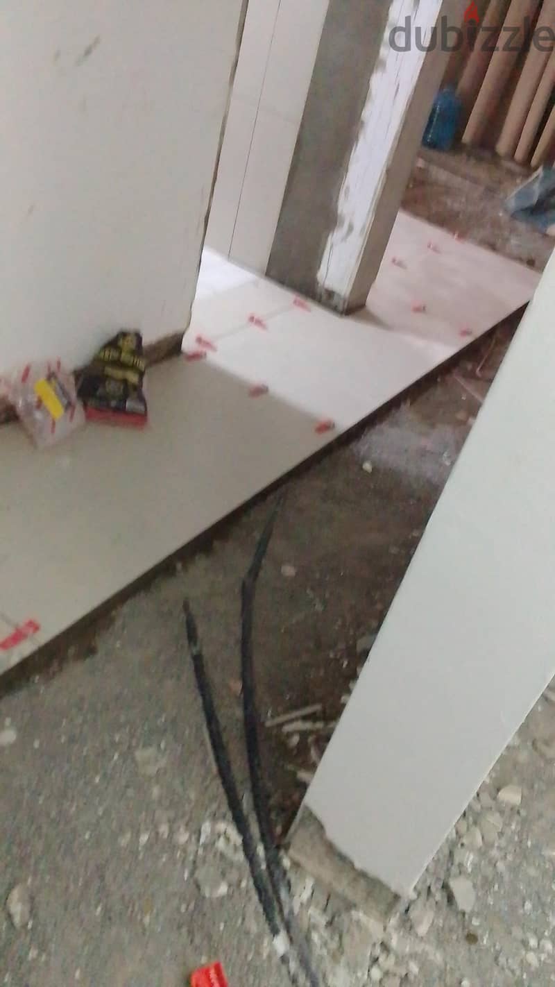 tiles work contractor 3