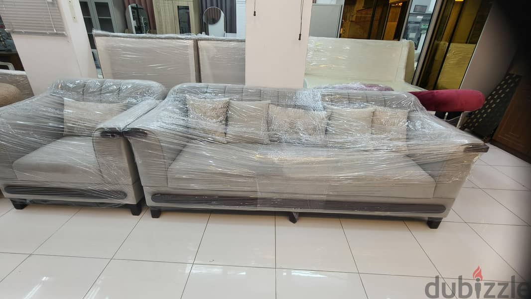 special Offer New sofa 8th seater available 7