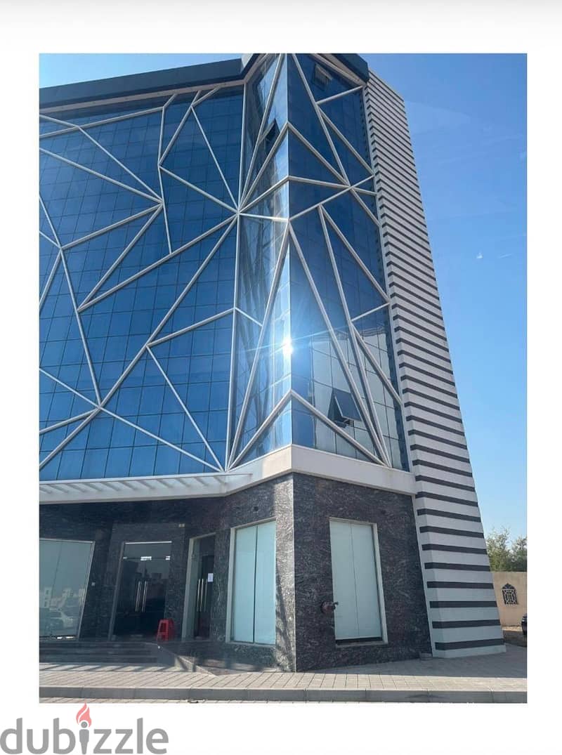 five star building for rent 1