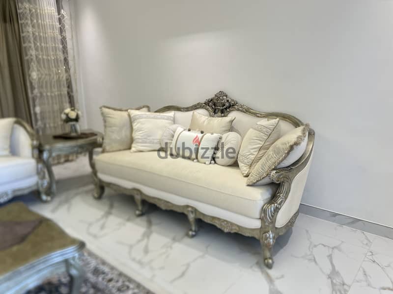3 sofas 2