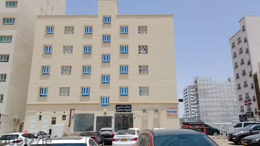 محلات للإيجار سوق المعبيلة التجاري بعد نيستو قريب من برج الهلال