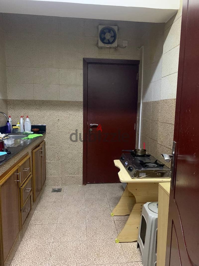 ROOM FOR RENT – AVAILABLE 30 SEPTEMBER 2026 1