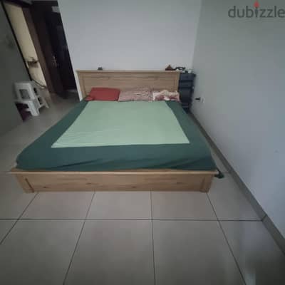 King size Bed and Matteress