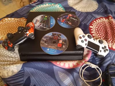 Playstation 4 just 60 ryals call me 79784802