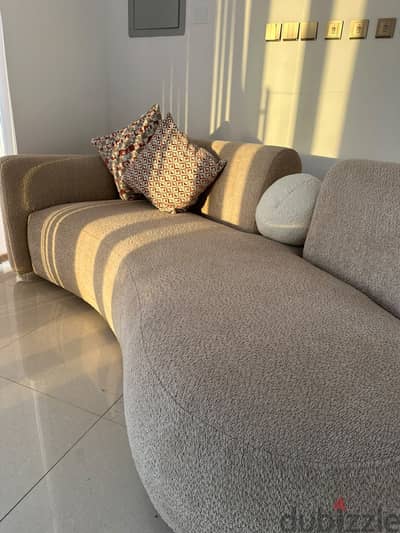 صوفا للبيع  Sofa for Sale