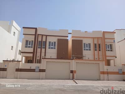 فرصة تم تخفيض السعر توين  فيلا دورين منفصلة متميزة جدا للبيع