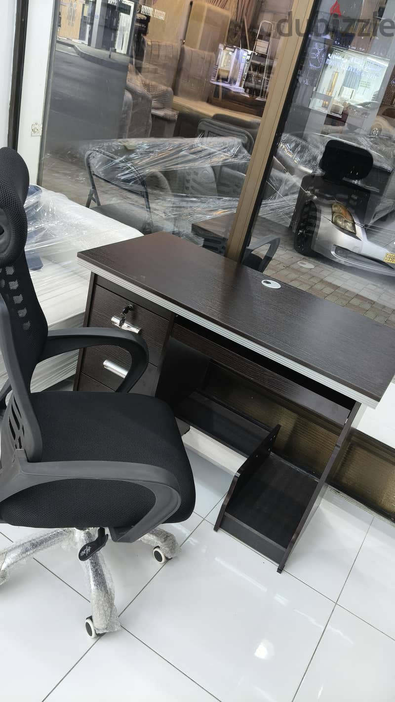 Premium Office Furniture – Unique Designs & Affordable Prices! 5