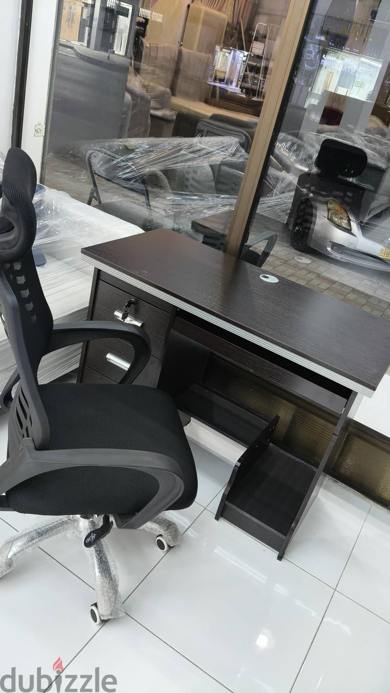 Premium Office Furniture – Unique Designs & Affordable Prices! 6