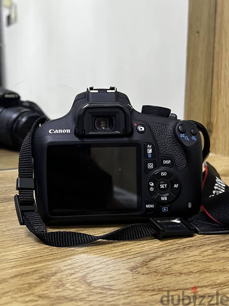 Canon EOS1200 D 3