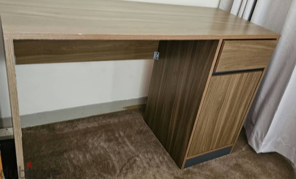Study/Office Desk + Chair Combo – Excellent Condition 2