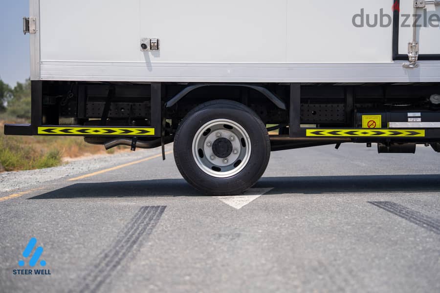 Export from Dubai - Mitsubishi Canter 2026 Chiller Truck | Refrigerated Body | GCC Specs 7