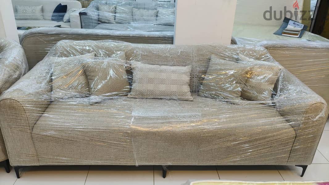 special Offer New sofa 8th seater sofa available 1