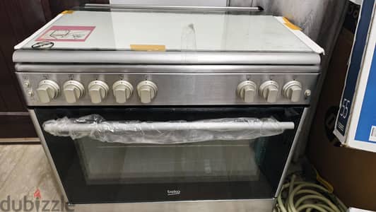 Beko فرن وغاز 5 عيون للبيع – شبه جديد واستخدام نادر – 85 ريال فقط