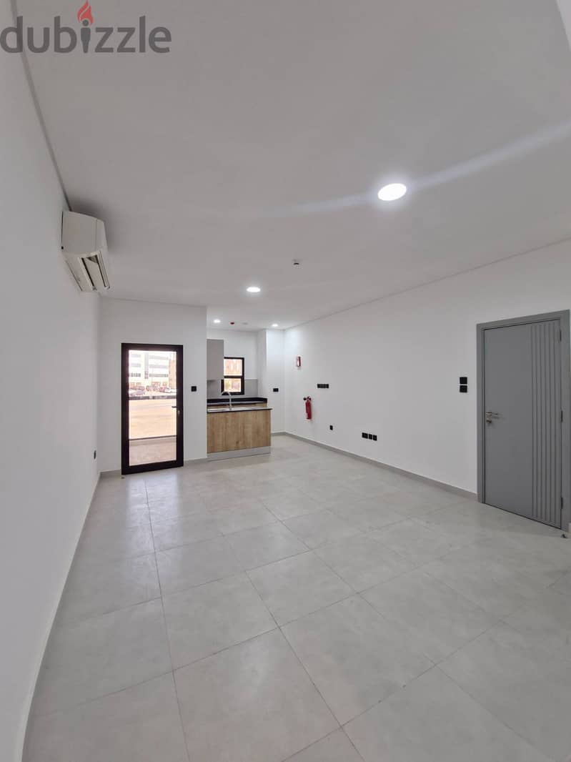 دوبلكس 2 BHK للإيجار في العذيبة – UMA62A 1