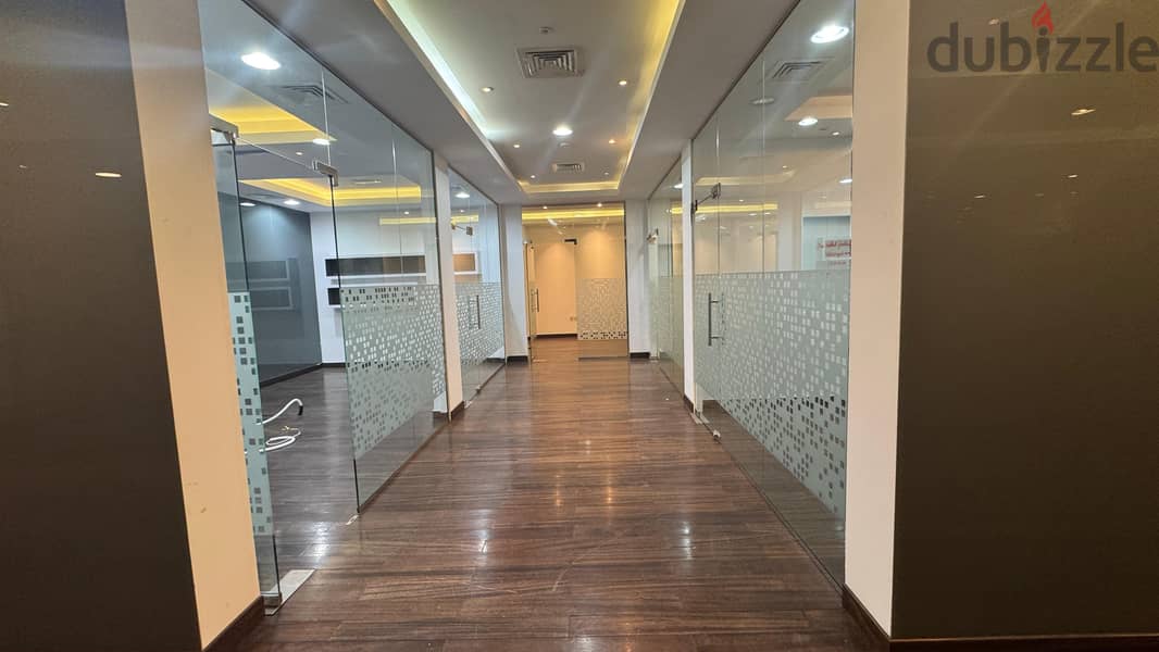 Premium Office Space Available at Beach One, Shatti Al Qurum, CSAQO030 5